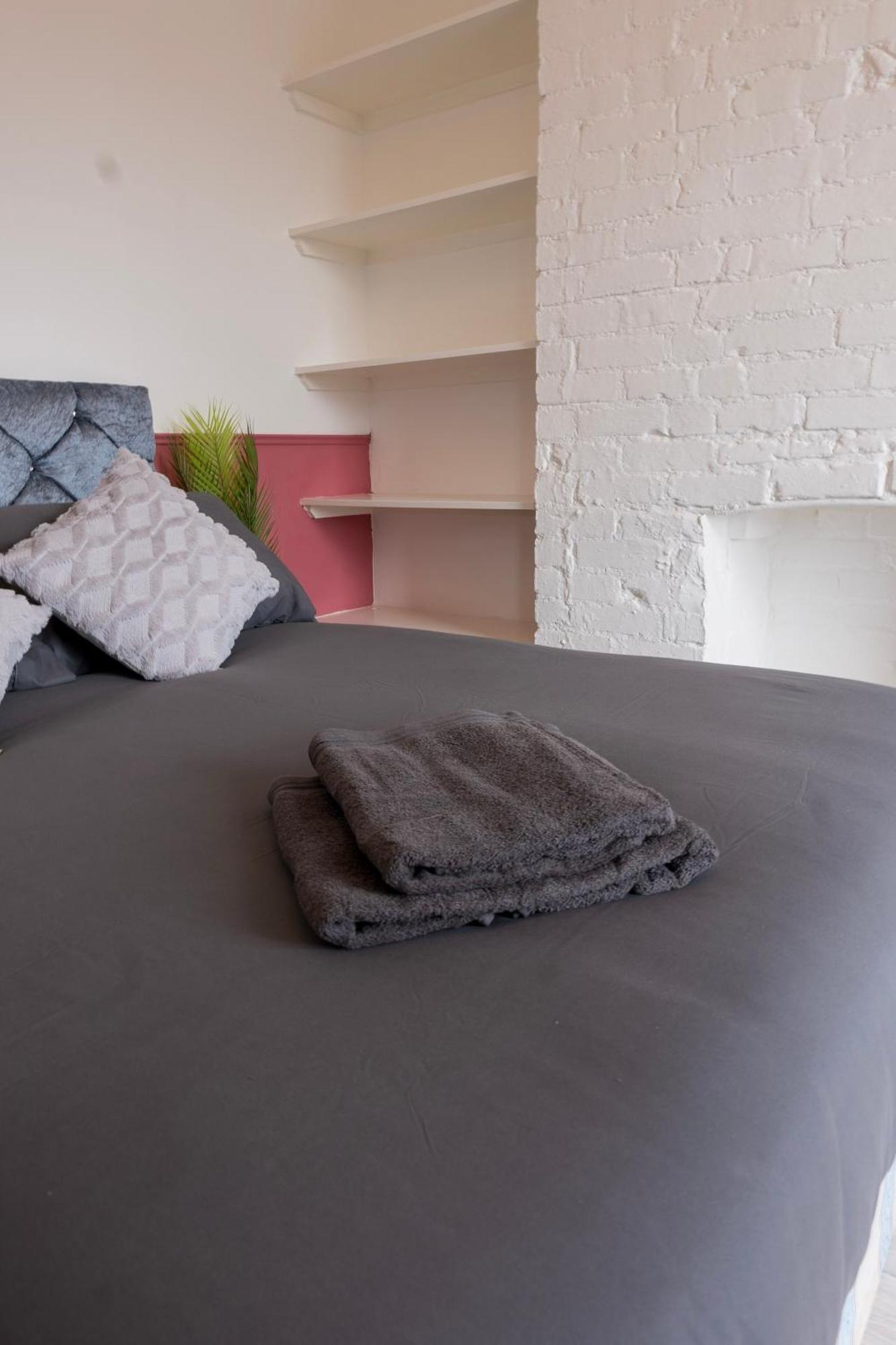 5C- Stylish Urban Retreat - Spacious 2 Bed Flat Лондон Экстерьер фото