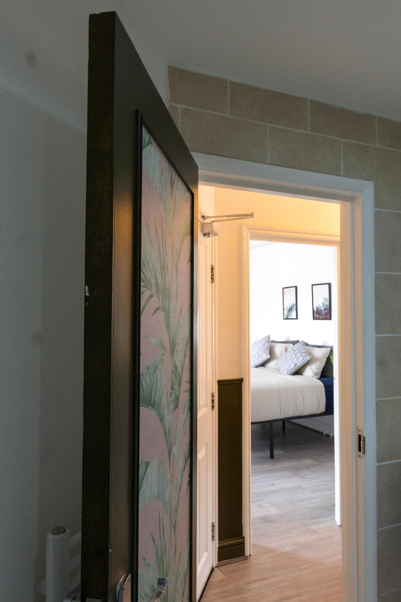 5C- Stylish Urban Retreat - Spacious 2 Bed Flat Лондон Экстерьер фото