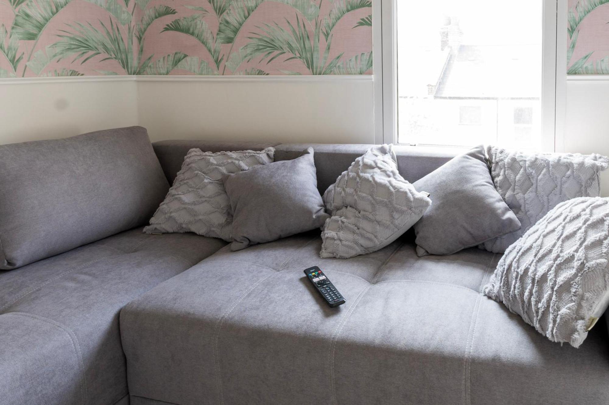 5C- Stylish Urban Retreat - Spacious 2 Bed Flat Лондон Экстерьер фото